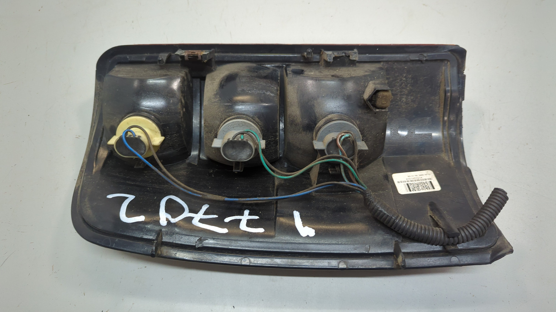 Фонарь задний правый