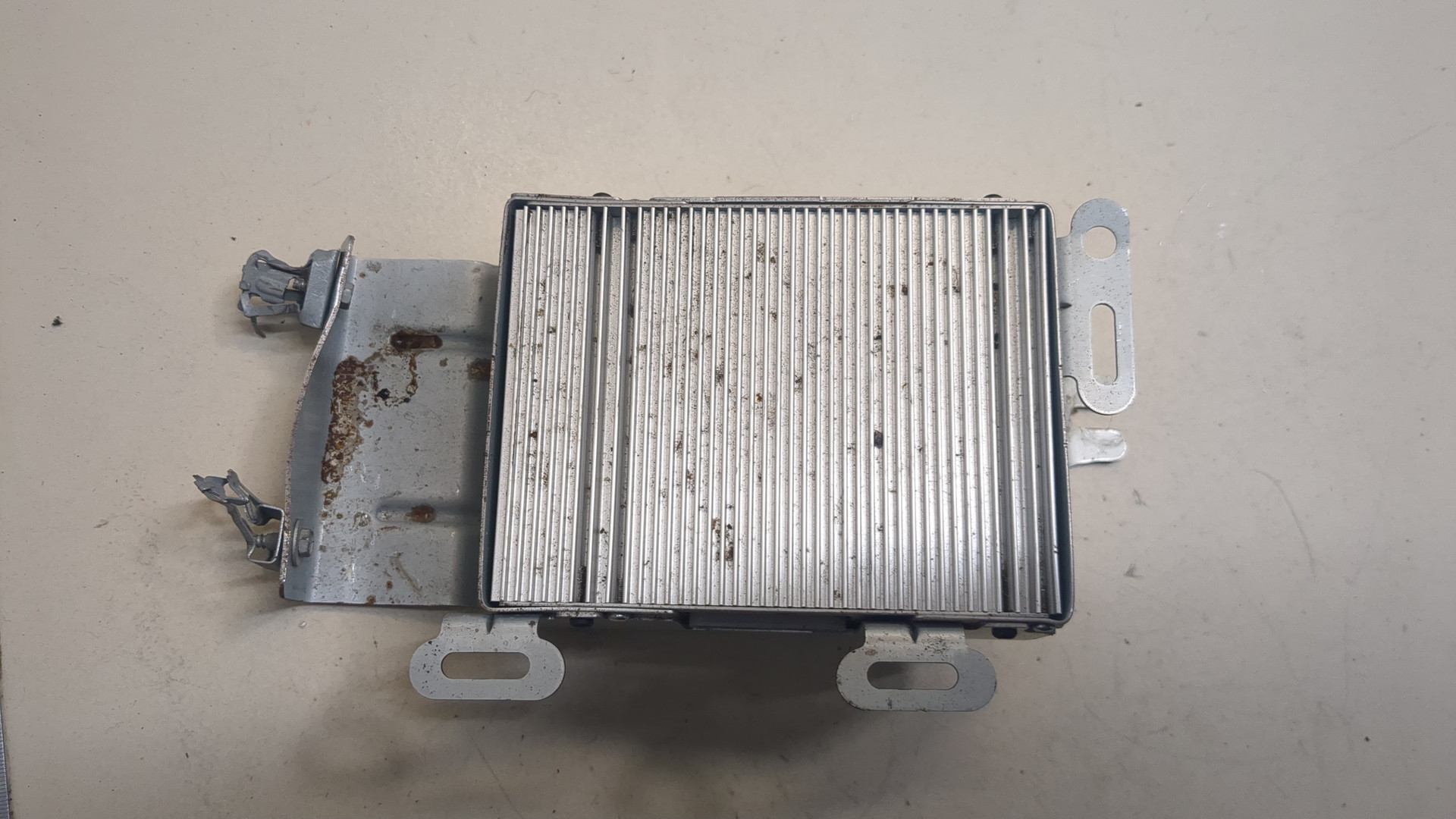 Преобразователь напряжения (адаптер)