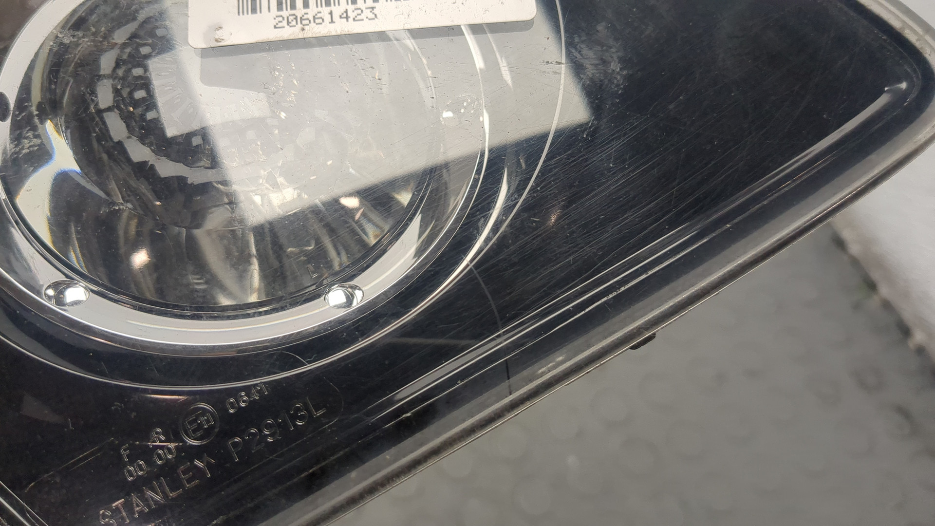 Фонарь задний внутренний левый