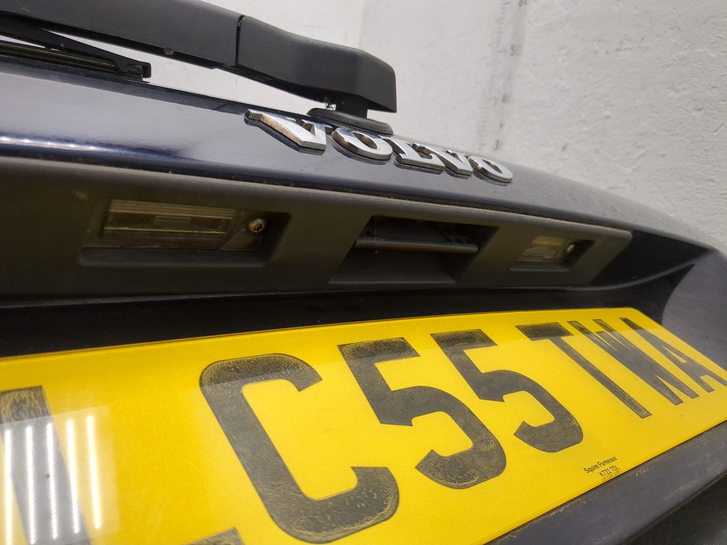 Дверь багажника