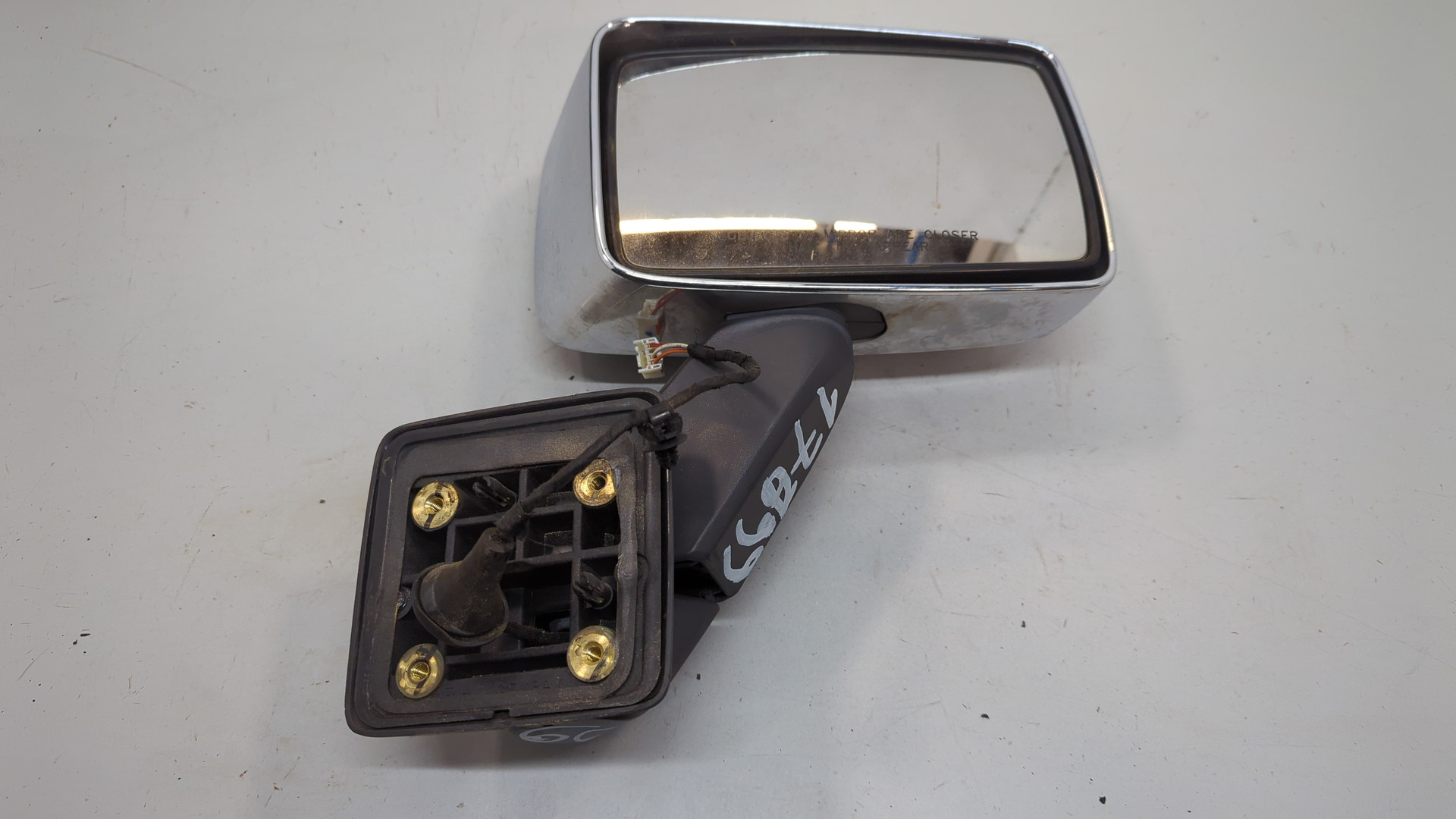 Зеркало правое электрическое