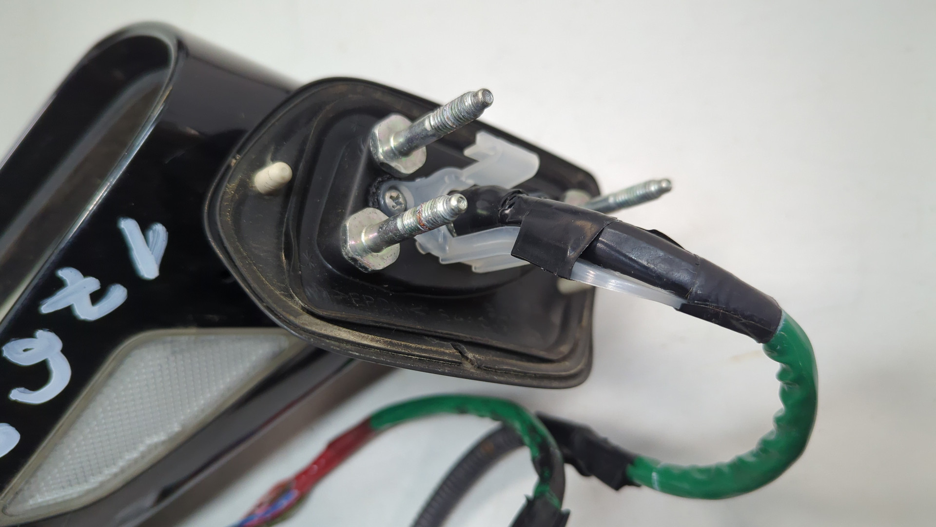 Зеркало левое электрическое