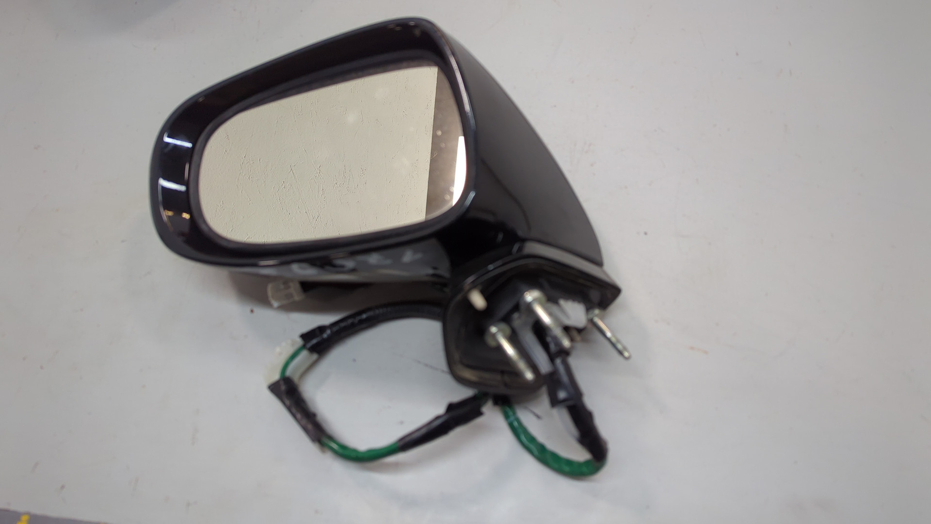 Зеркало левое электрическое