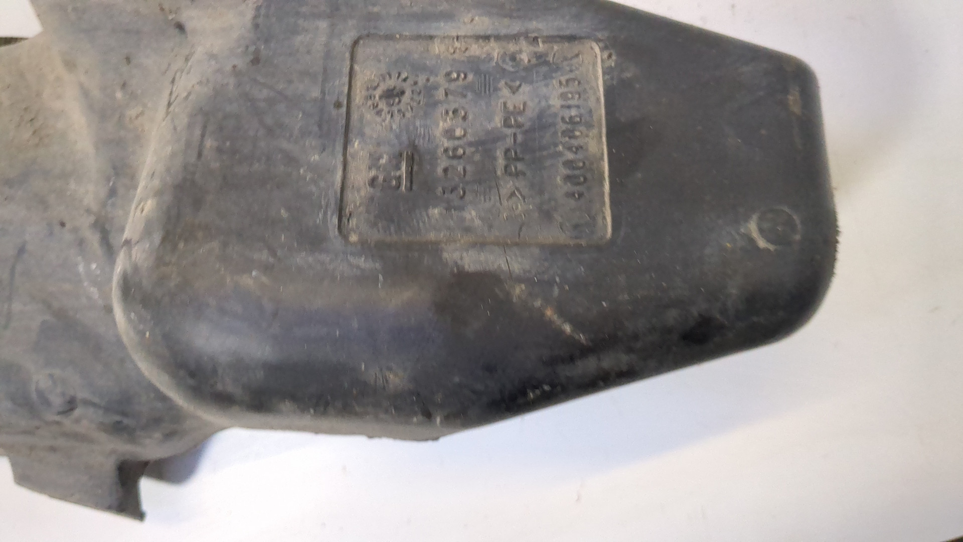 Бачок омывателя лобового стекла