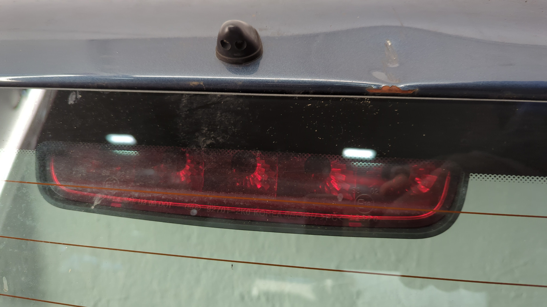 Дверь багажника