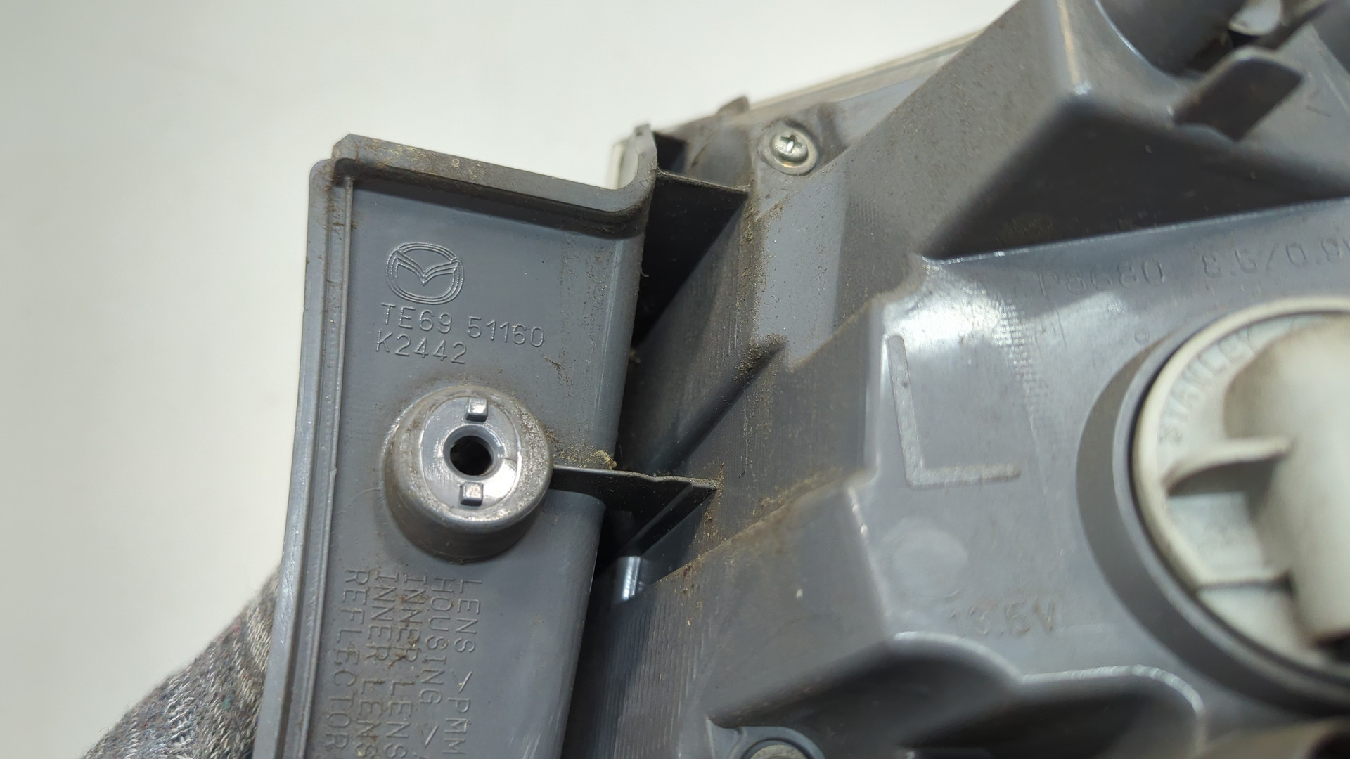 Фонарь задний левый