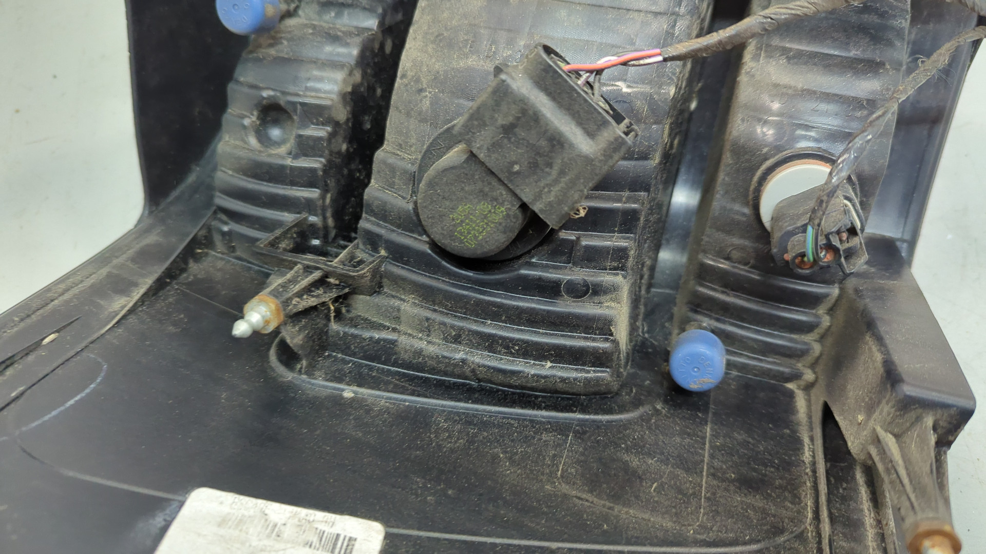 Фонарь задний правый