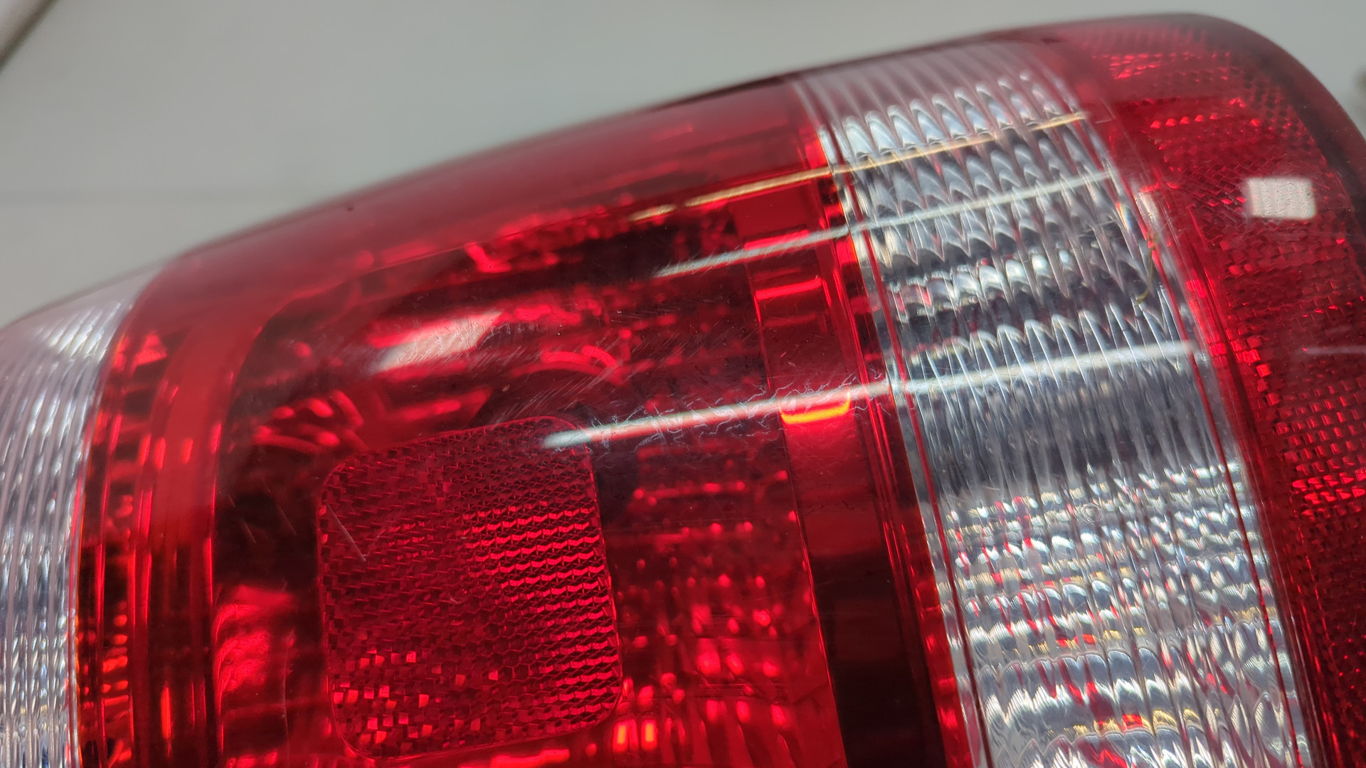 Фонарь задний правый