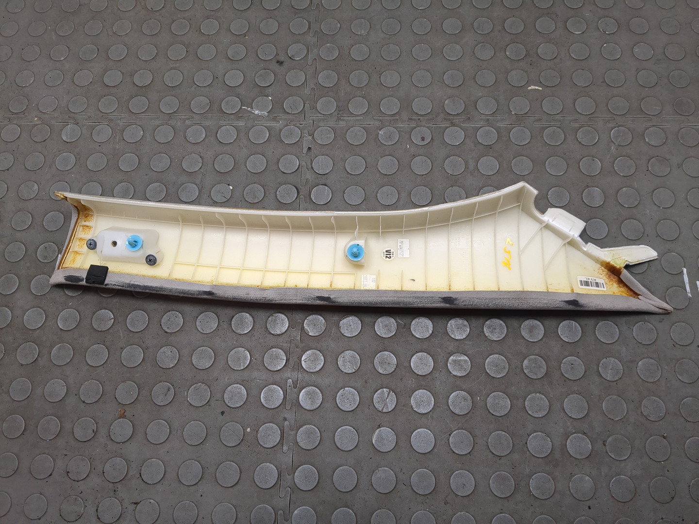 Накладка стойки