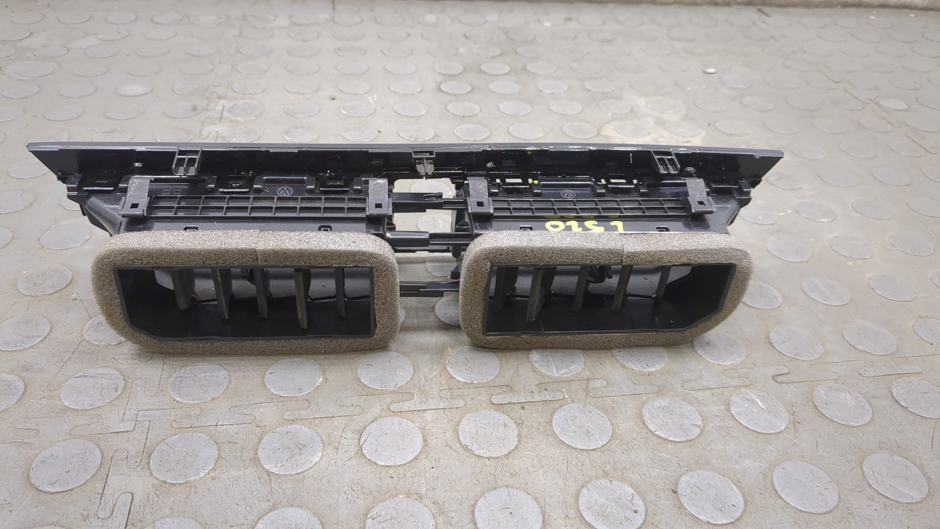 Дефлектор воздушный