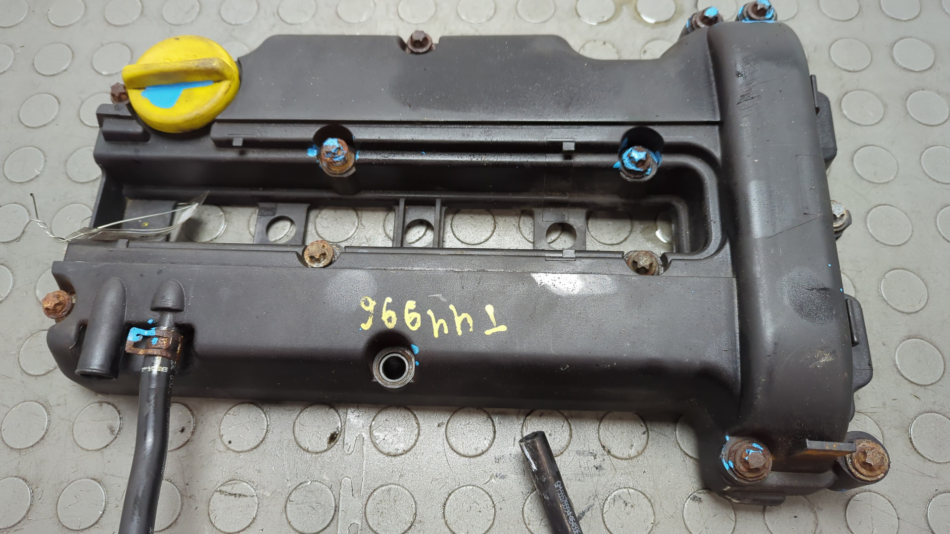 Крышка клапанная ГБЦ