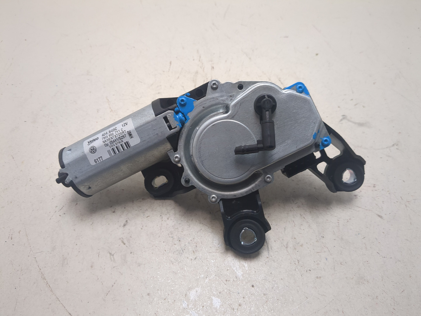 Моторчик стеклоочистителя задний