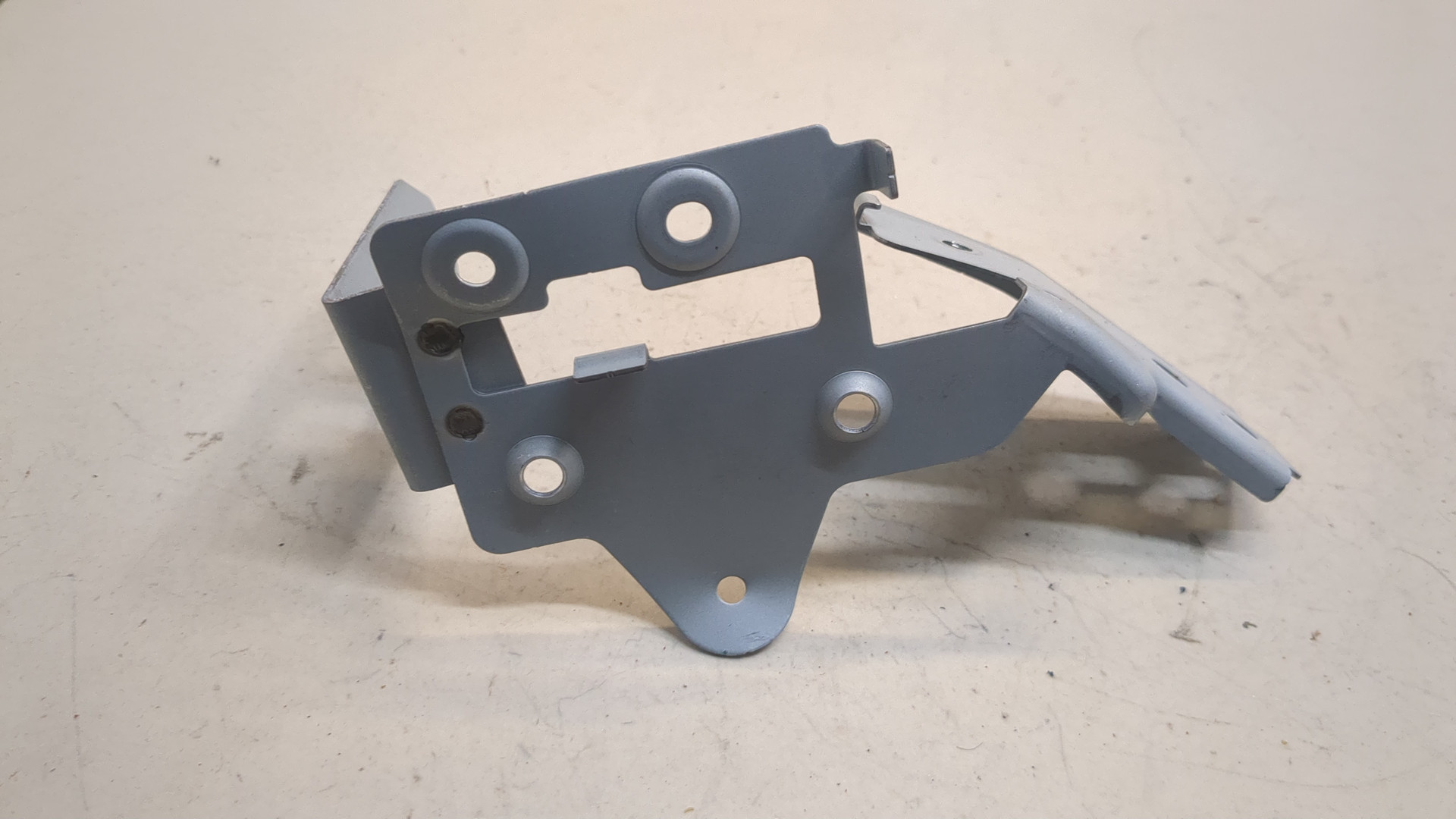 Кронштейн (сопут. товар)