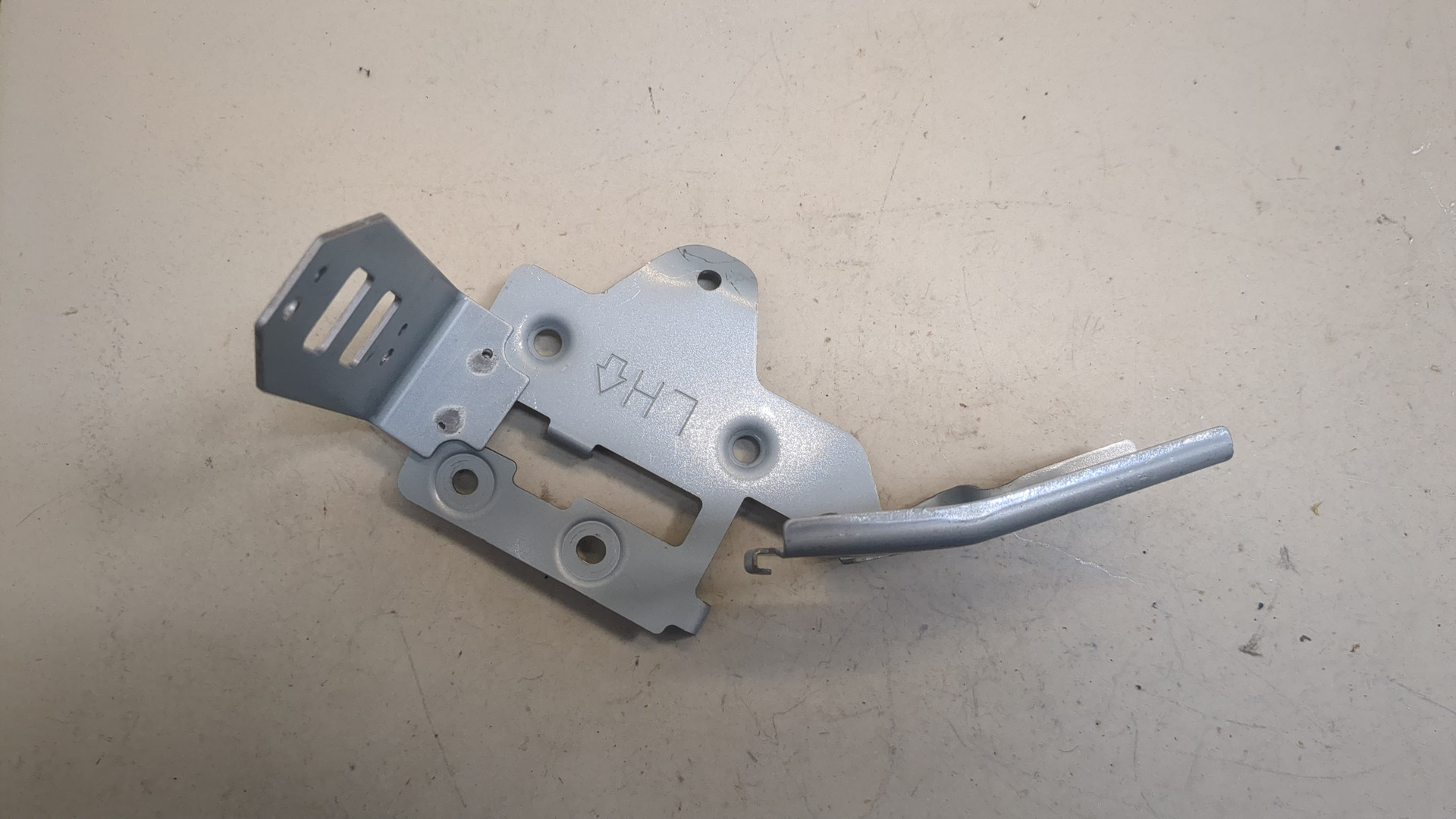 Кронштейн (сопут. товар)