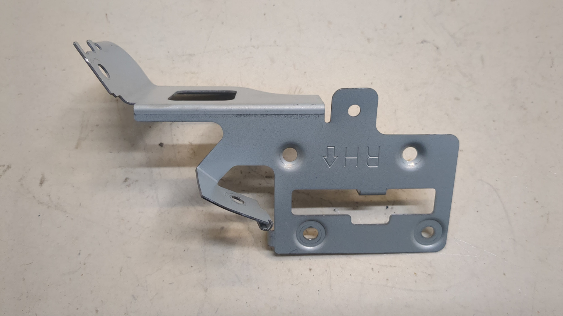 Кронштейн (сопут. товар)