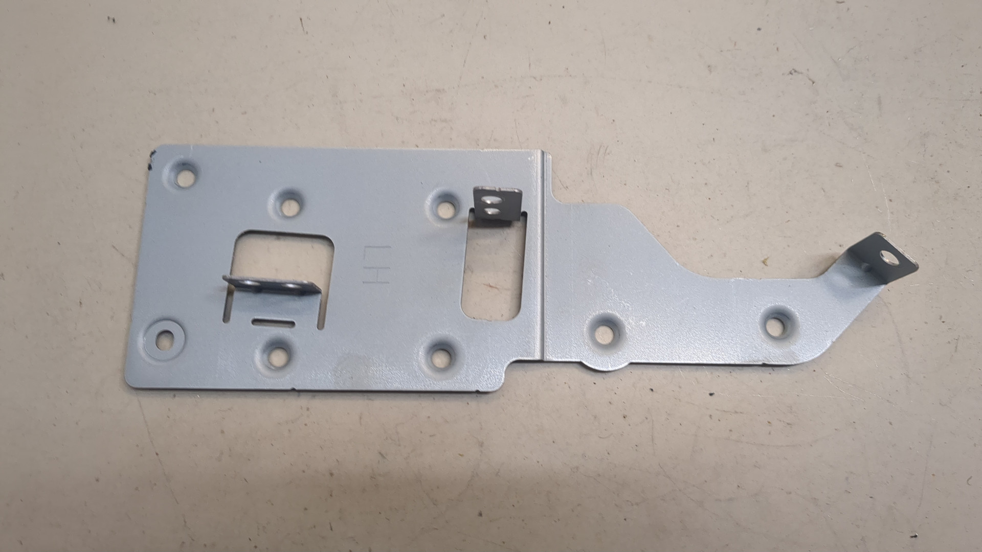 Кронштейн (сопут. товар)