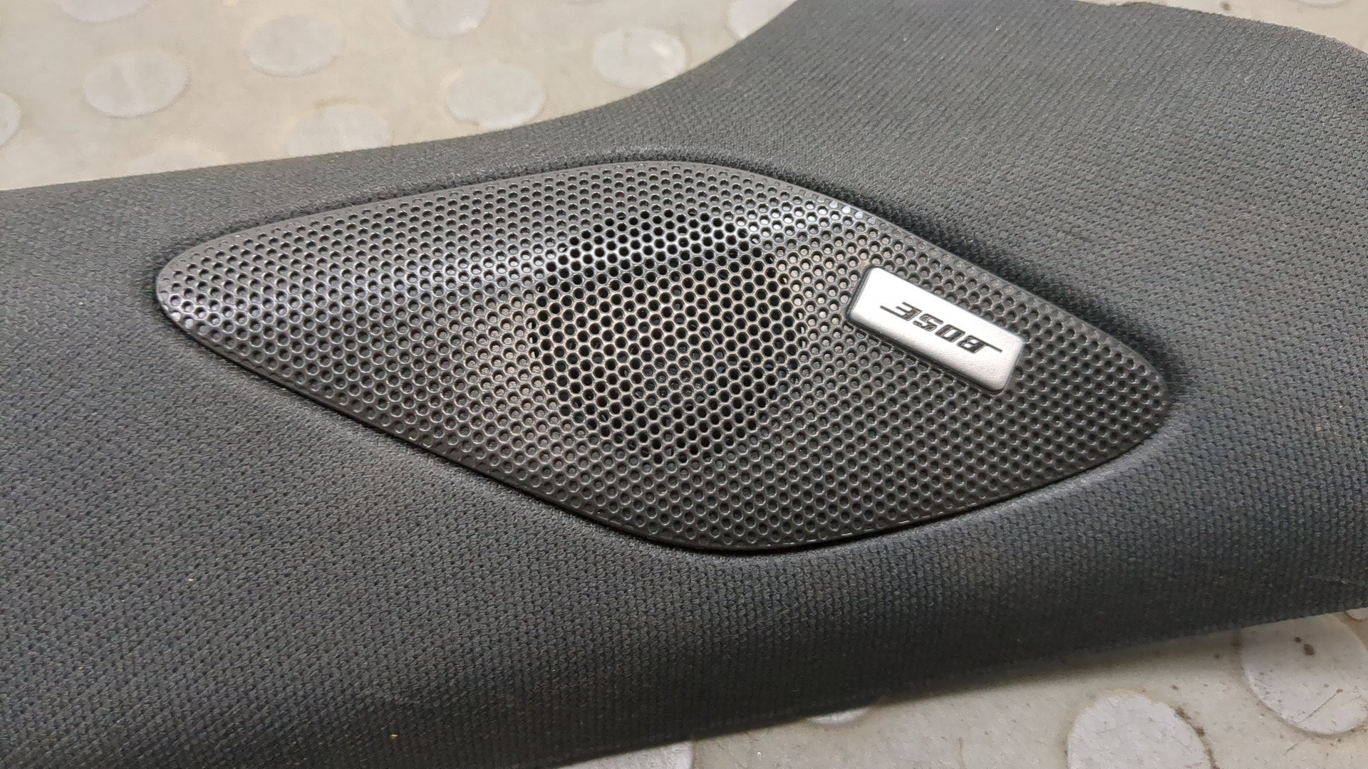 Обшивка стойки