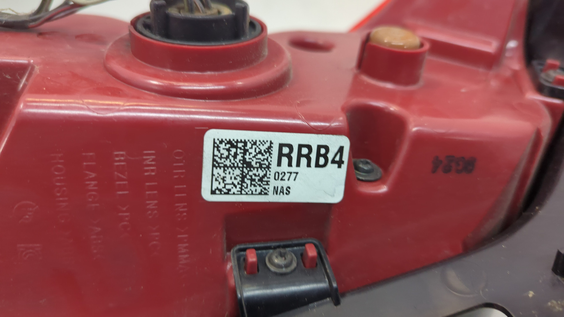 Фонарь задний правый