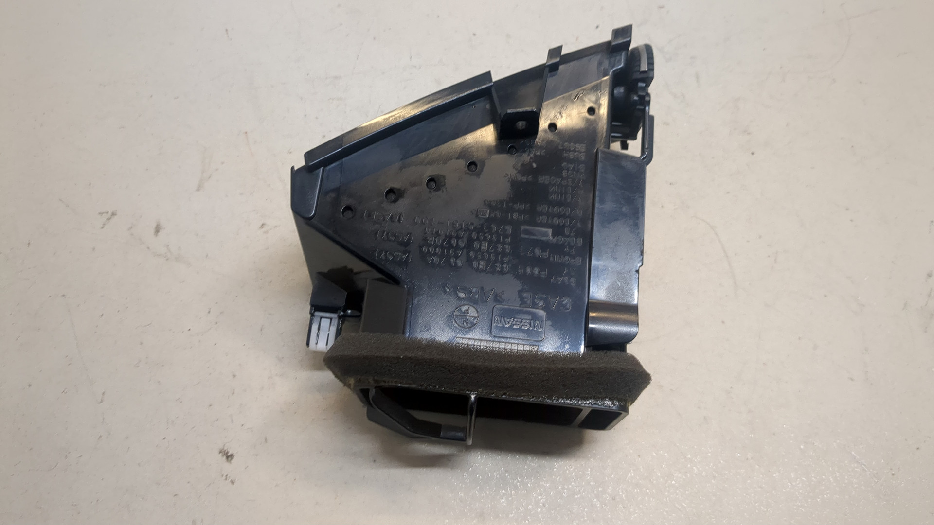 Дефлектор воздушный