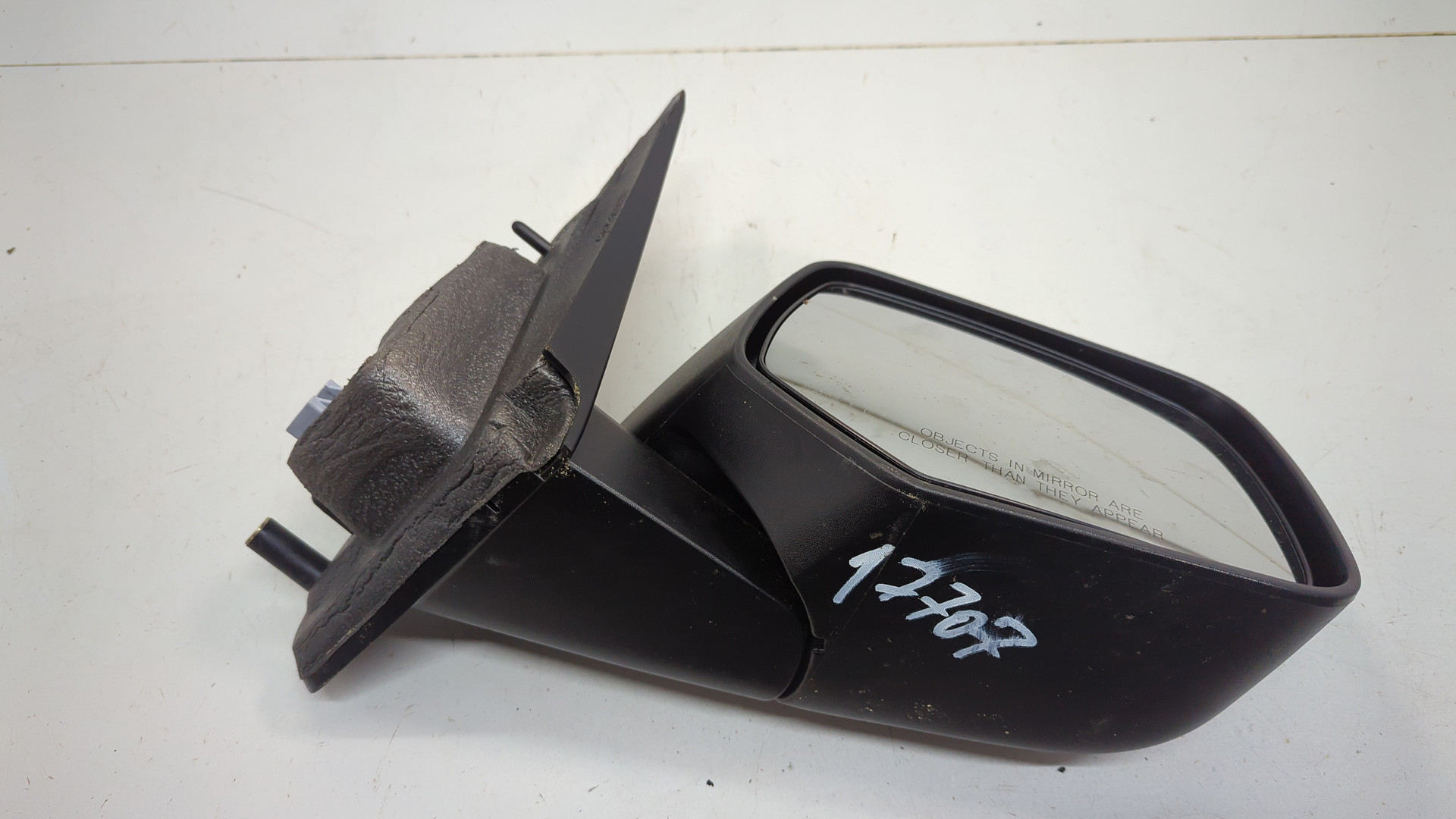 Зеркало правое электрическое