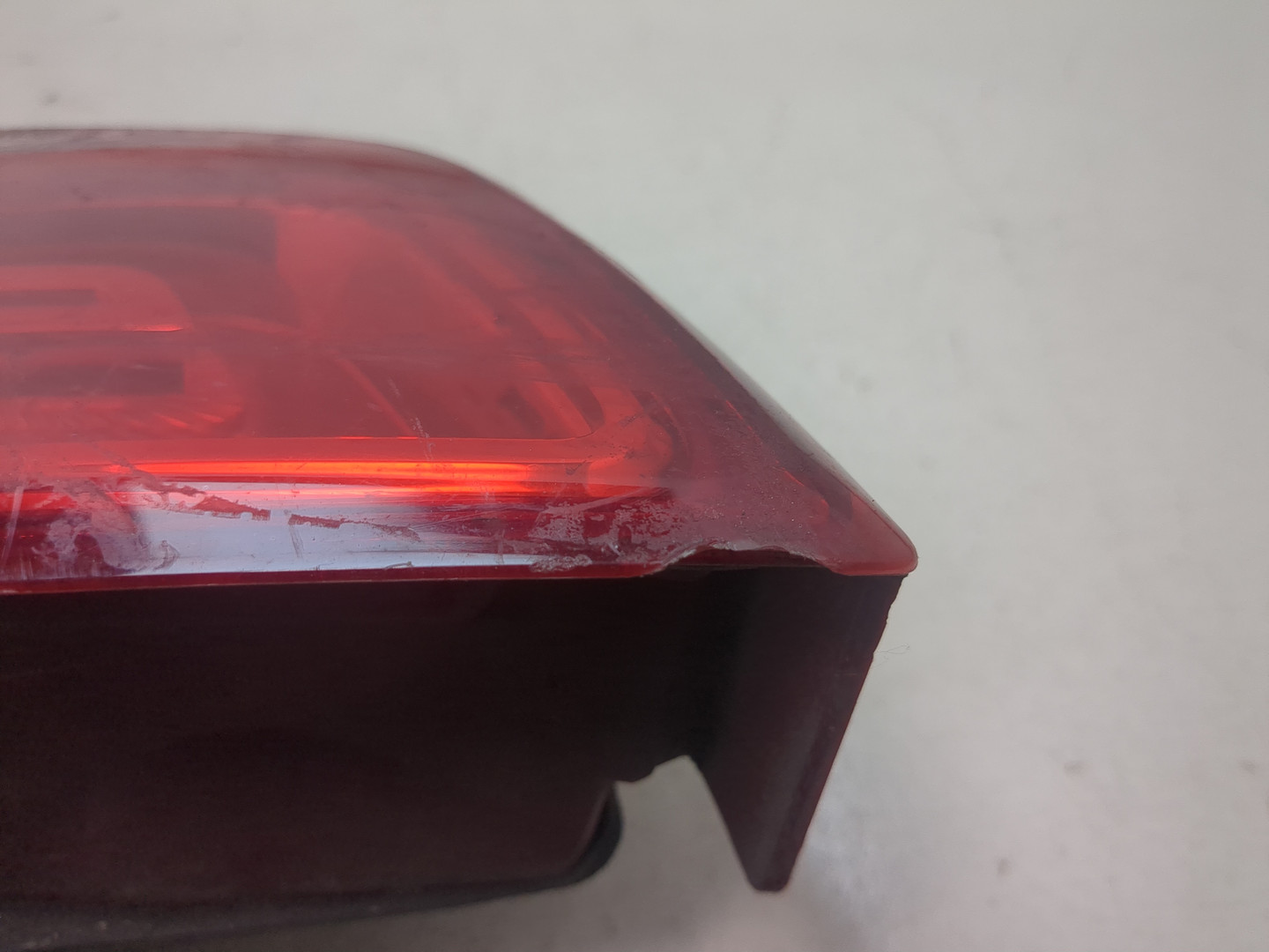 Фонарь задний внутренний правый