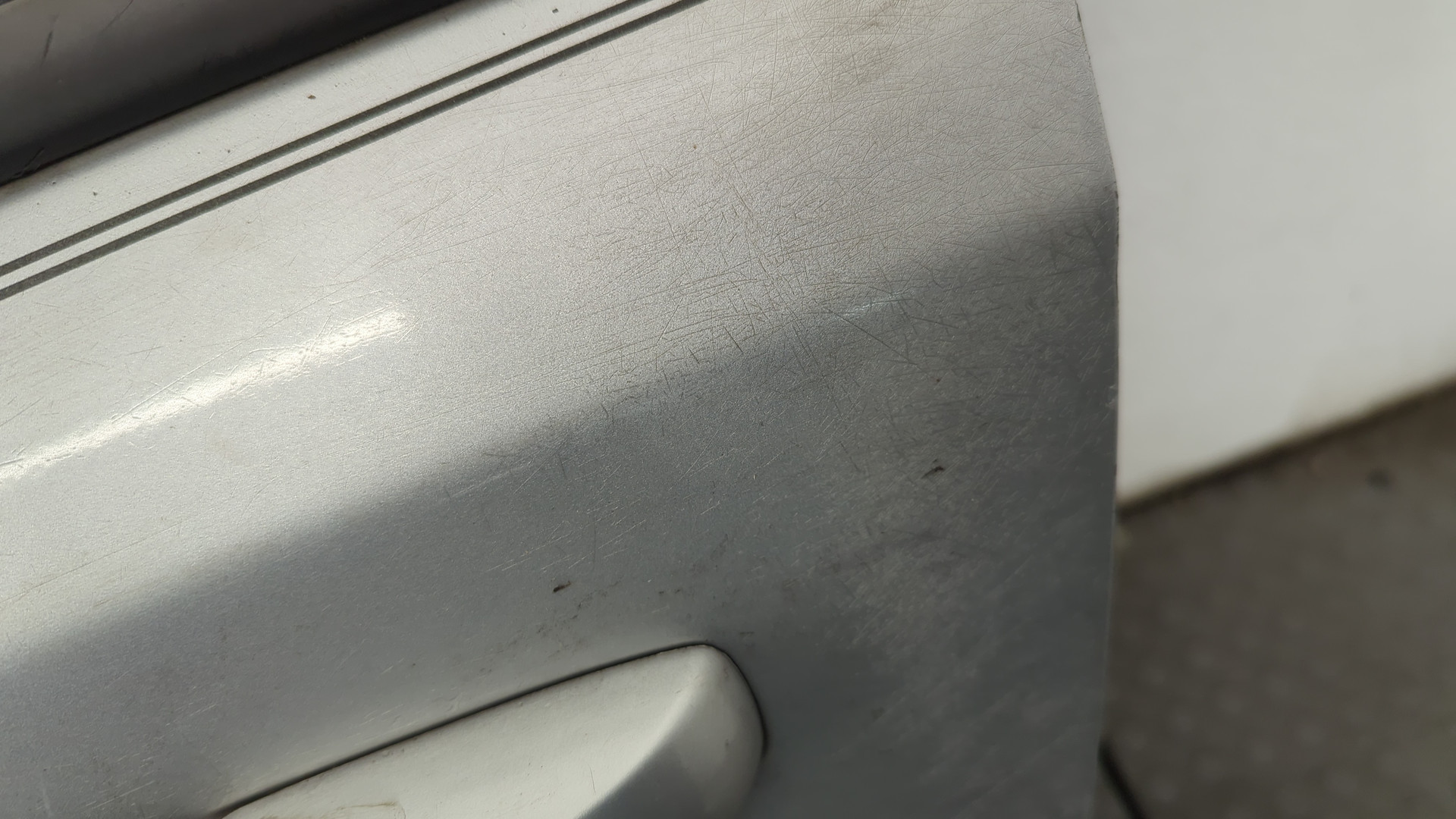 Дверь передняя левая