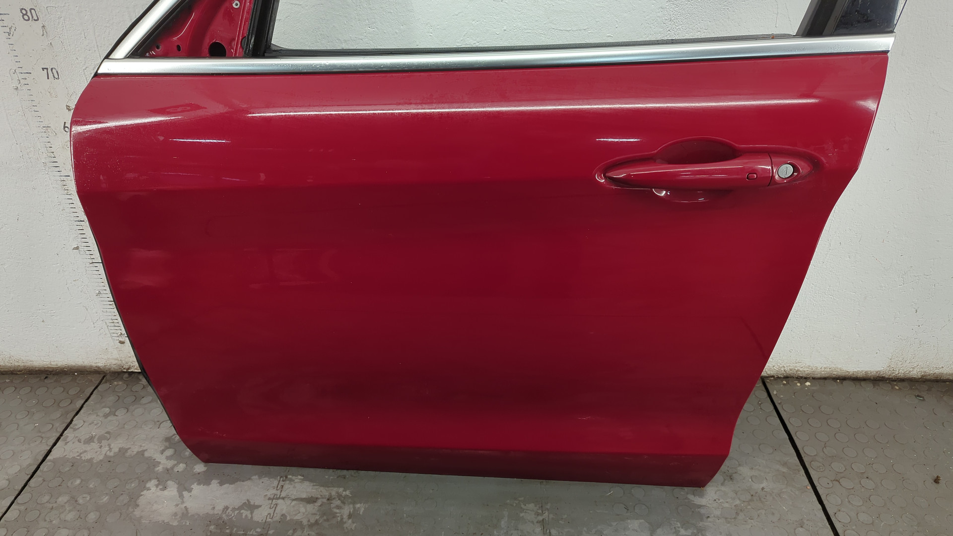 Дверь передняя левая