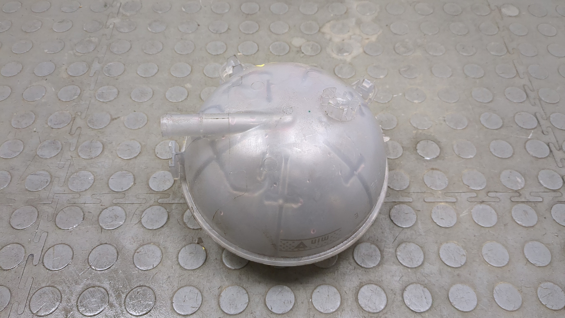 Бачок расширительный