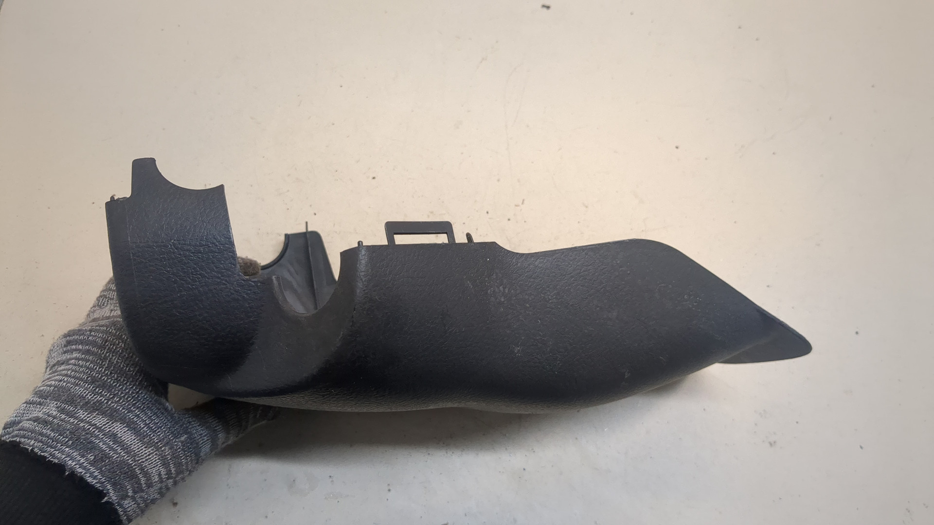 Кожух рулевой колонки