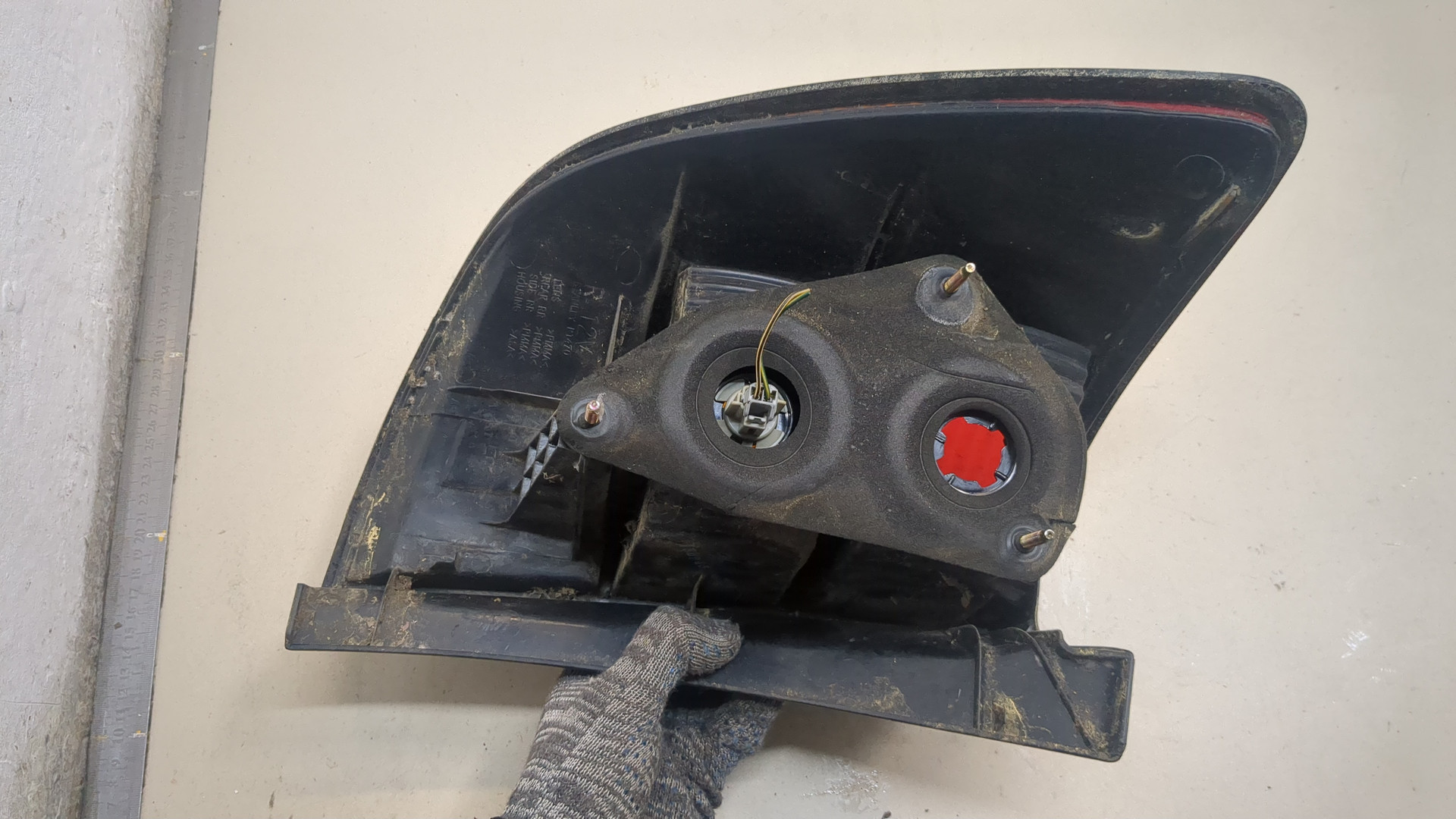 Фонарь задний правый