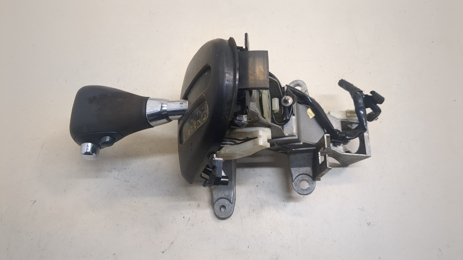 Кулиса МКПП / АКПП