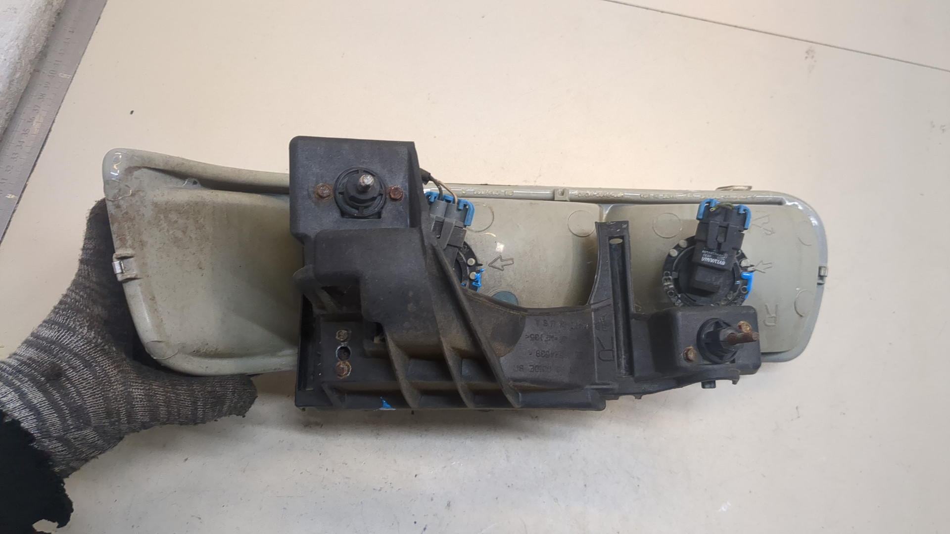 Фара правая