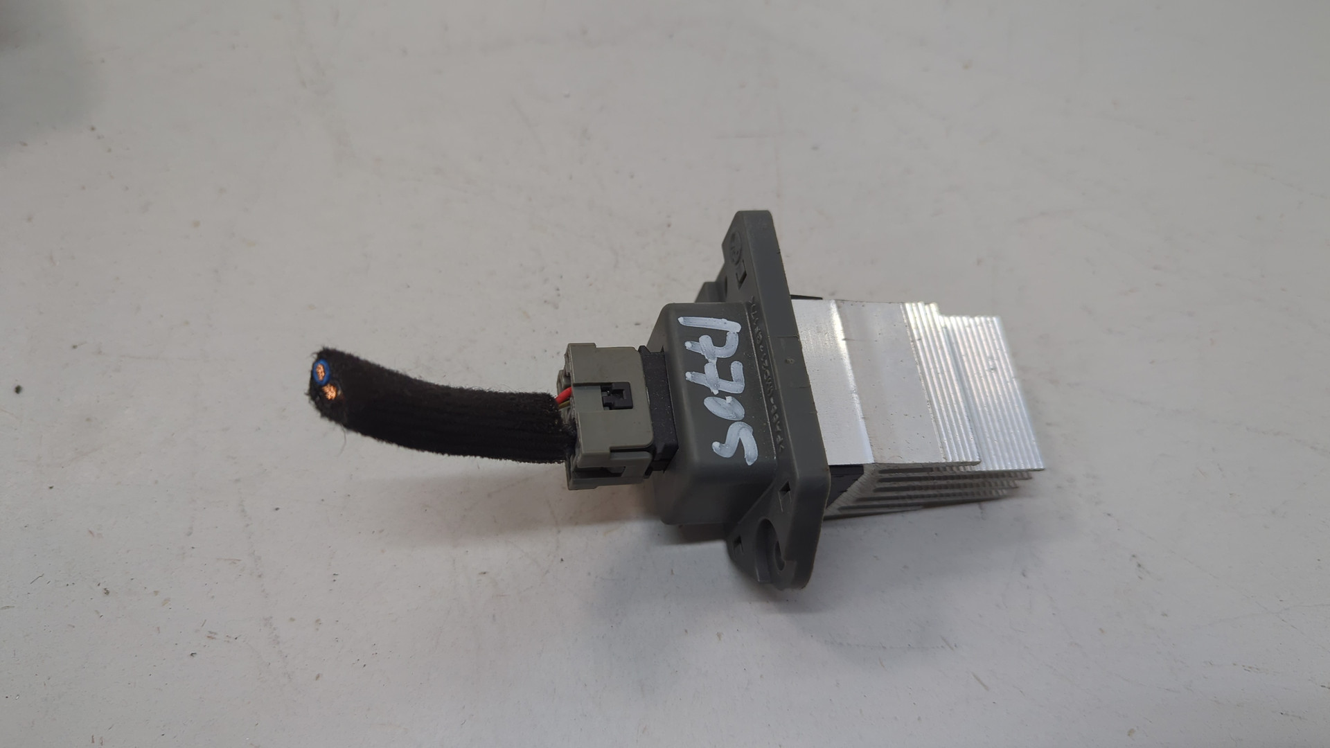 Резистор отопителя