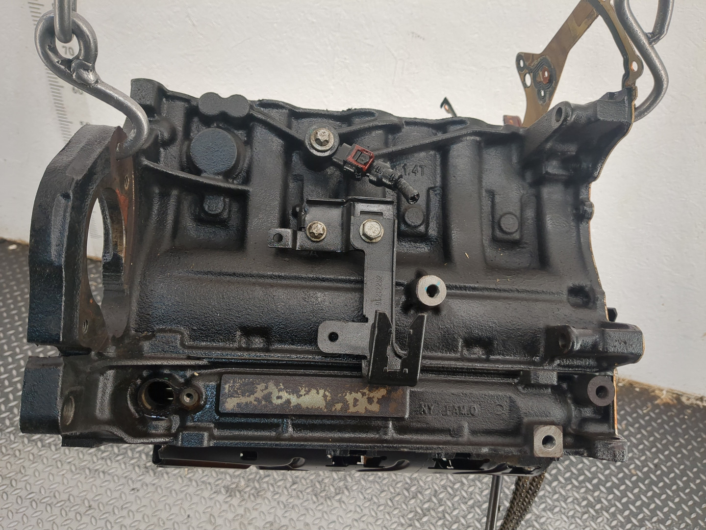 Блок двигателя