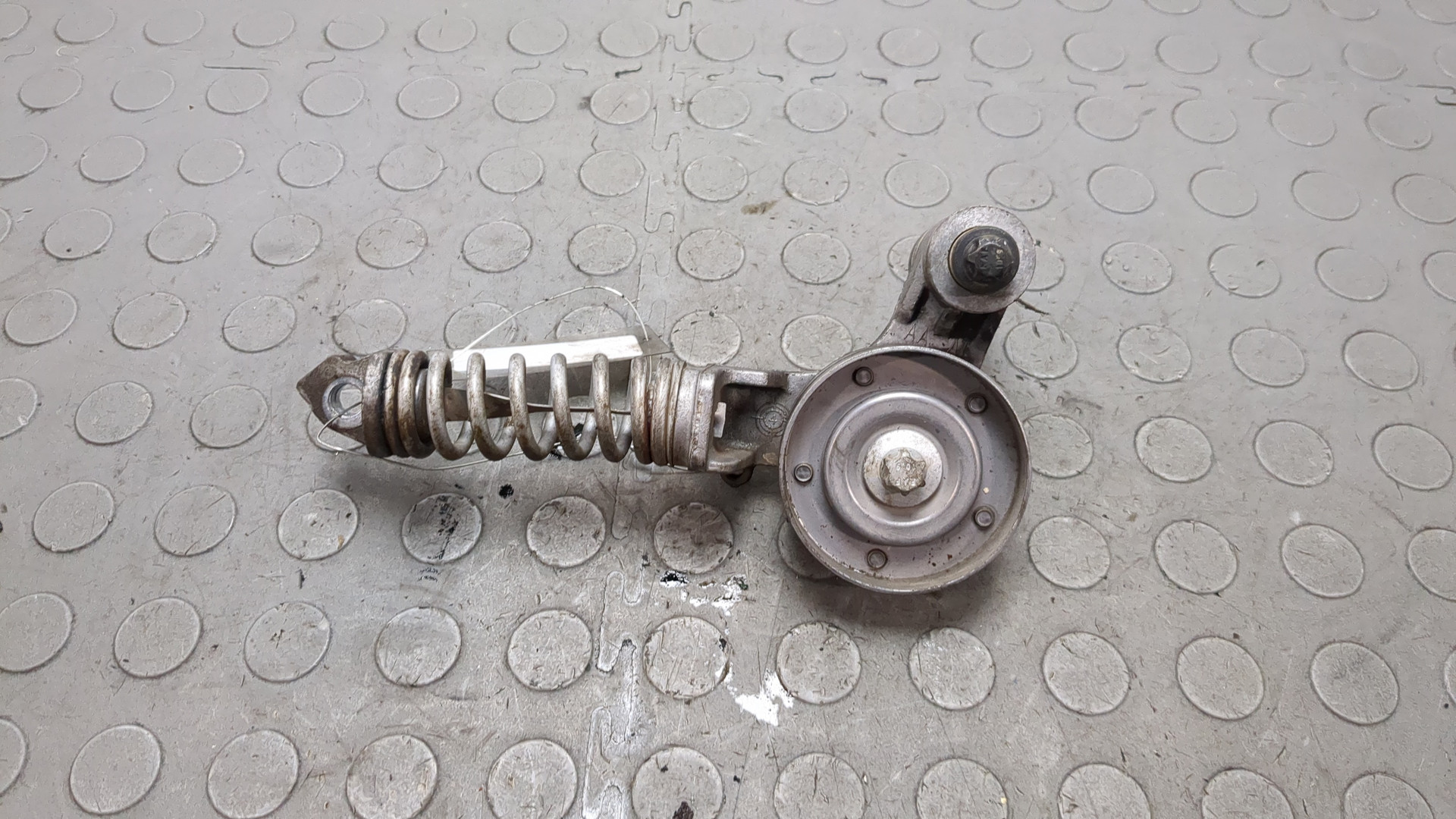 Натяжитель ремня