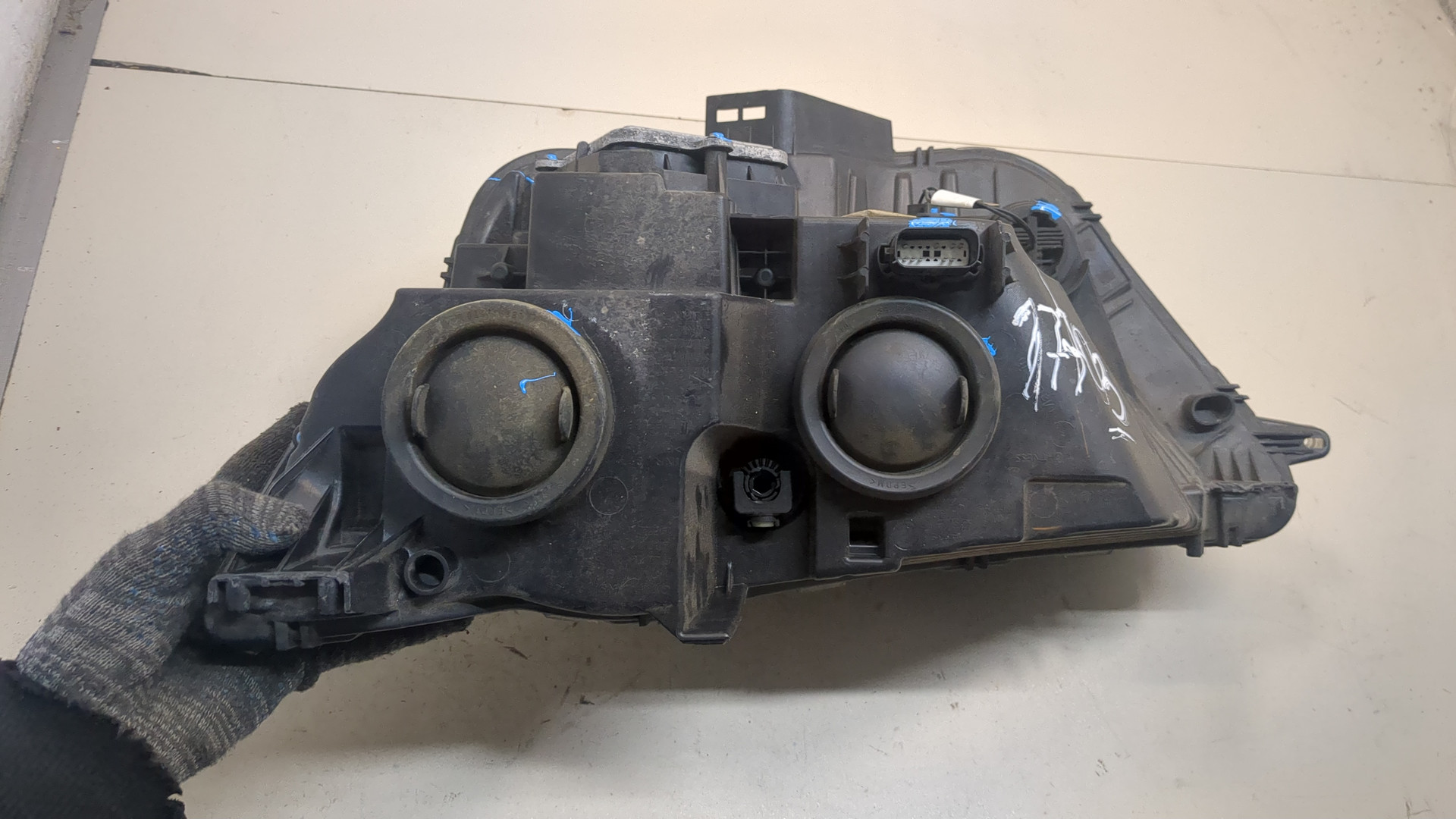 Фара правая