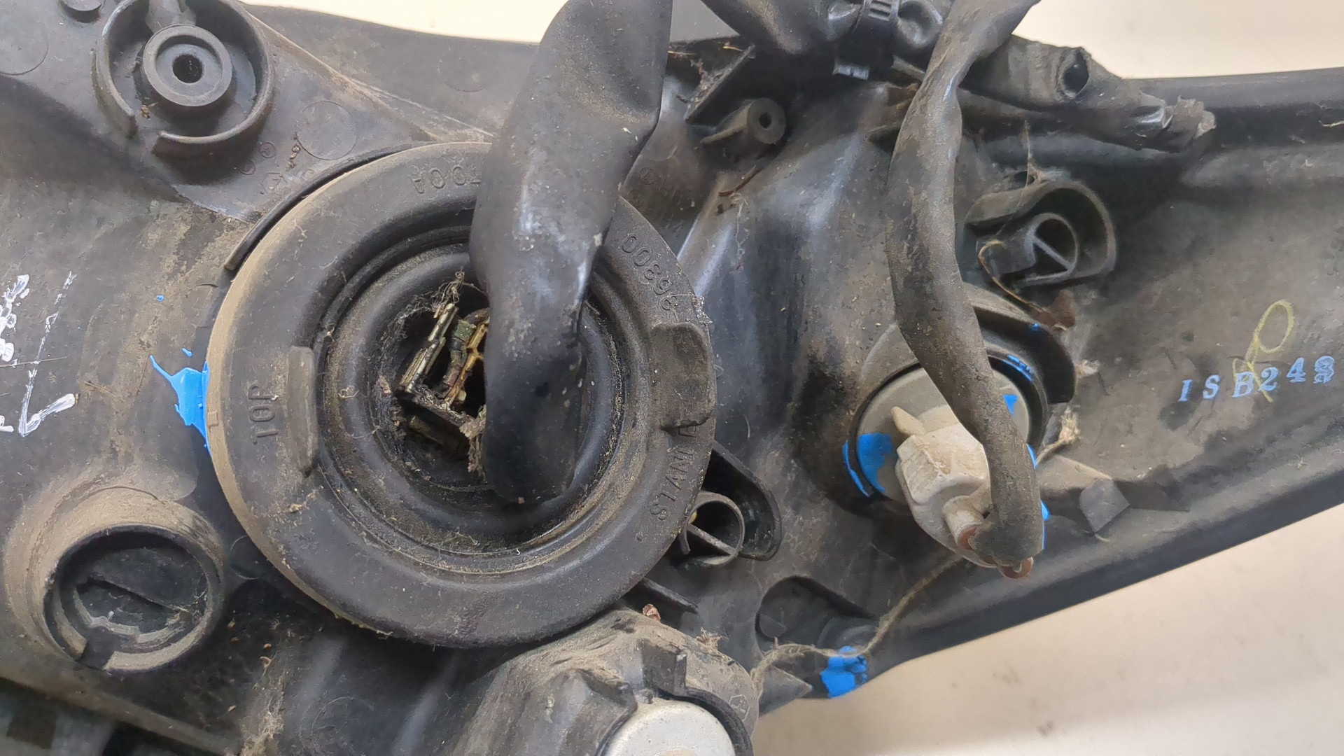 Фара правая