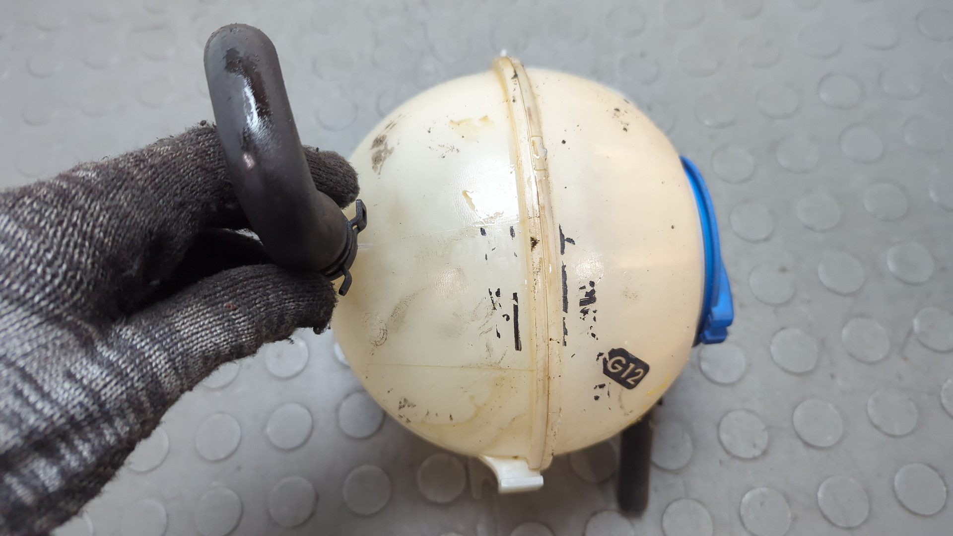 Бачок расширительный