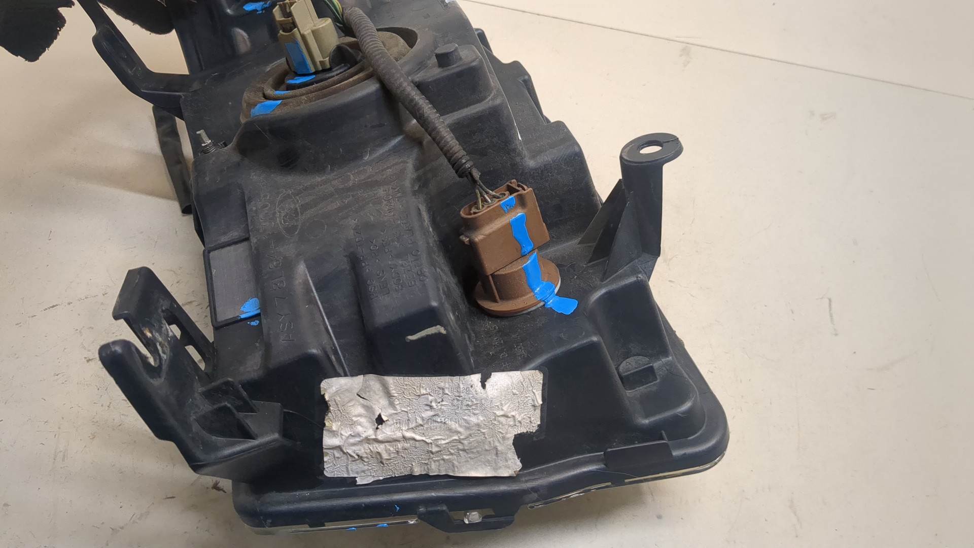 Фара правая