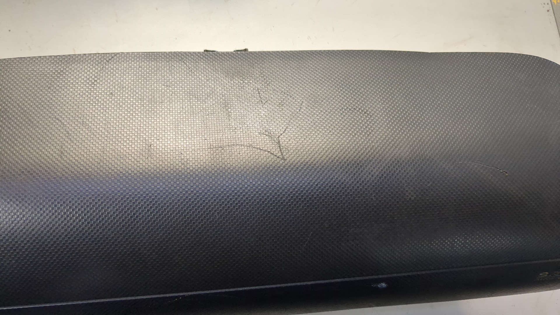 Подушка безопасности пассажирская (в торпедо)