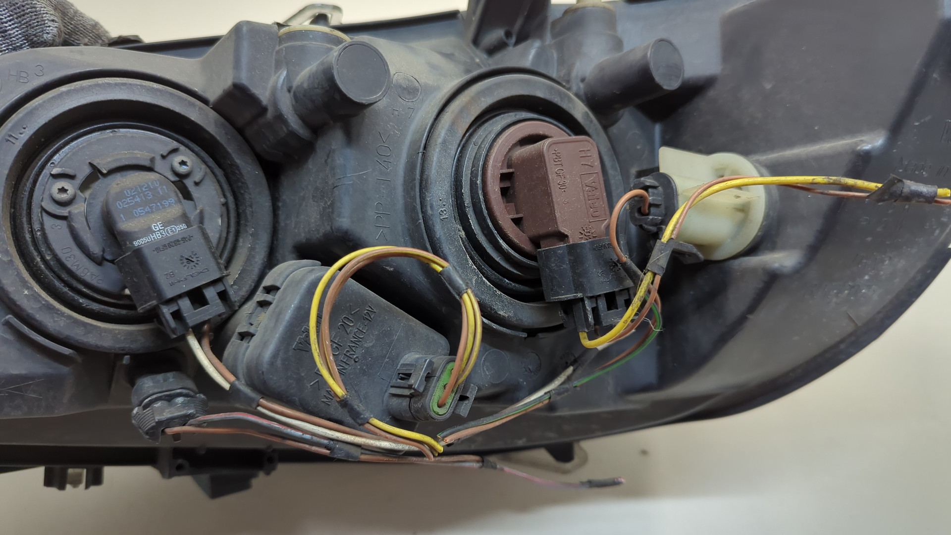 Фара правая