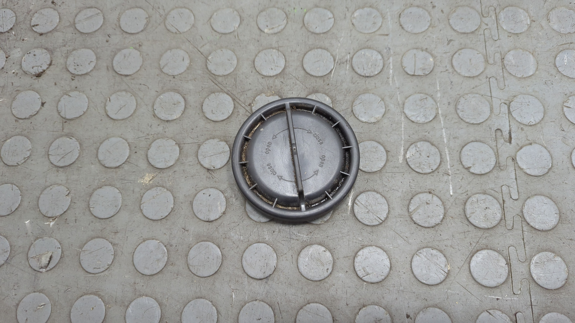 Крышка фары