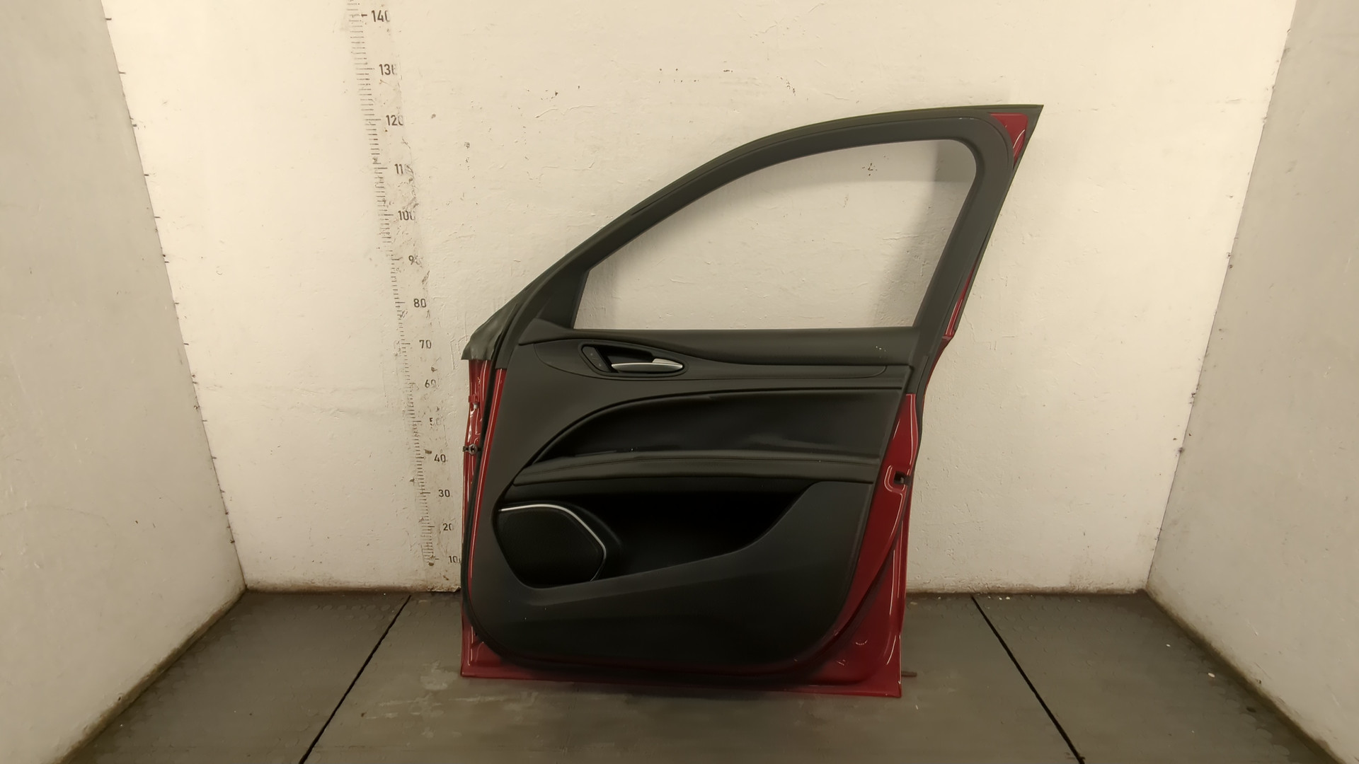 Дверь передняя правая