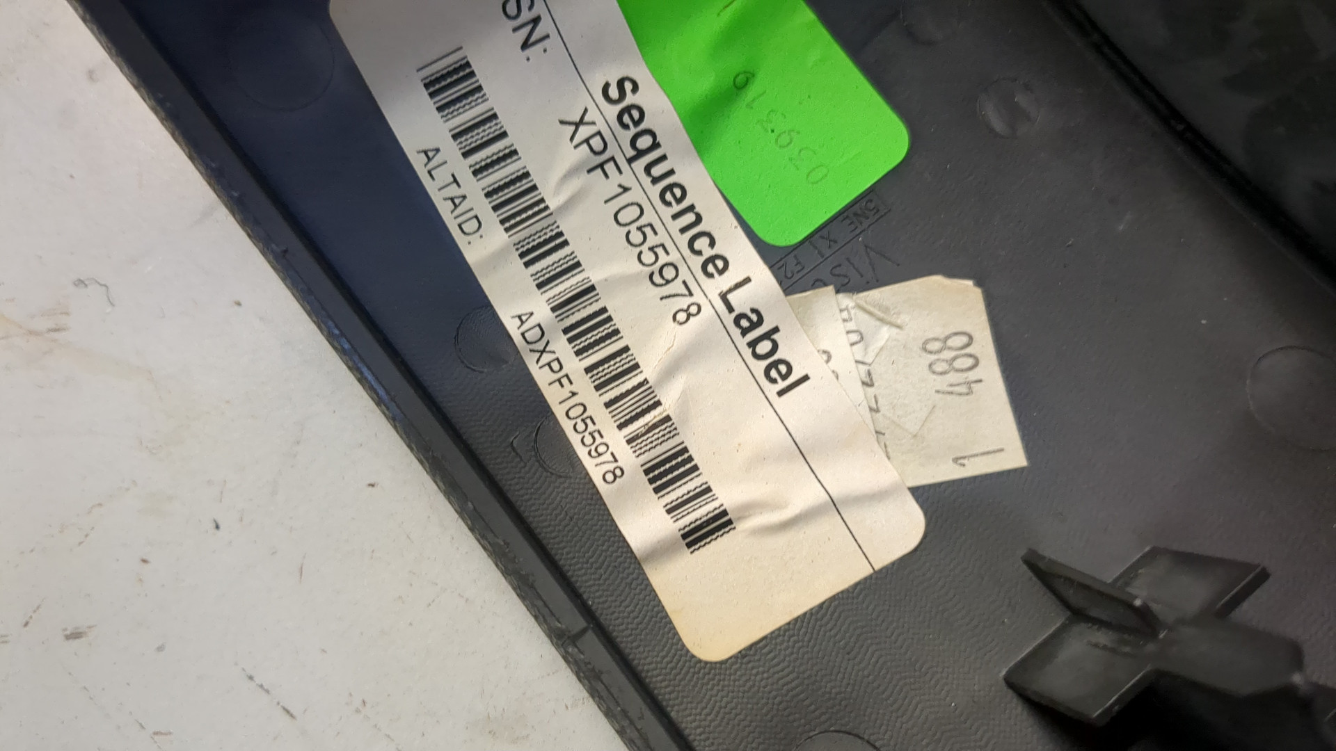 Подушка безопасности пассажирская (в торпедо)