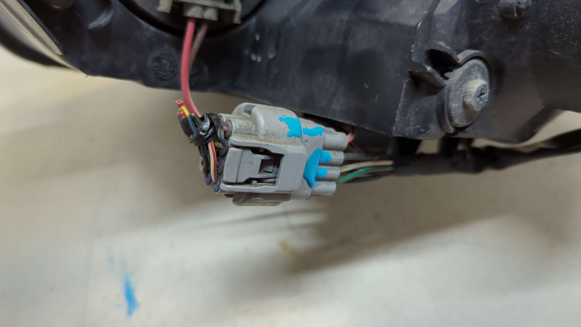 Фара правая