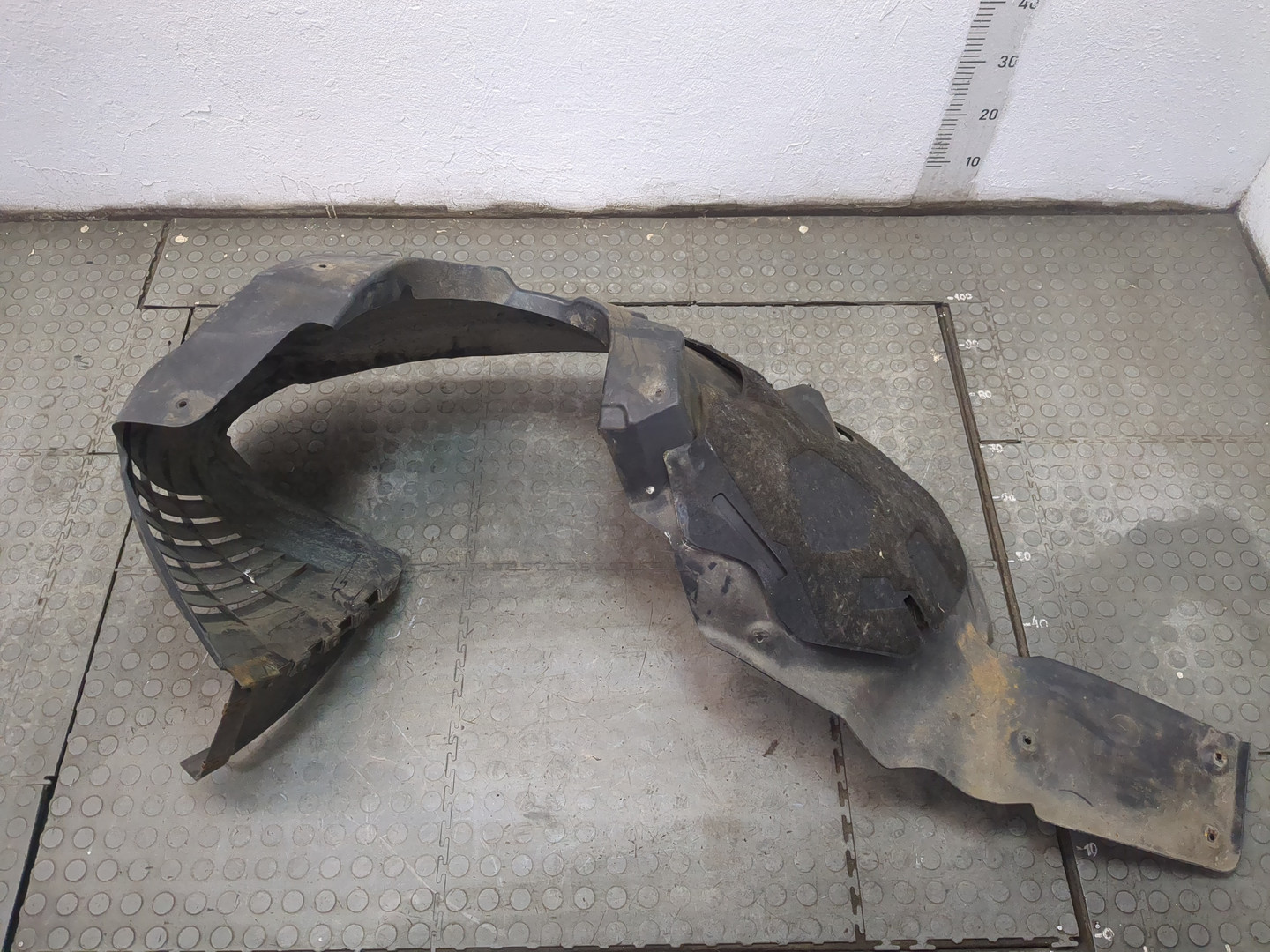 Локер передний правый