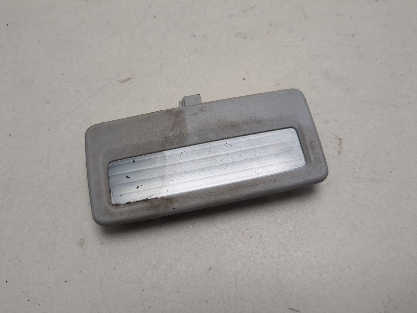 Плафон салонный