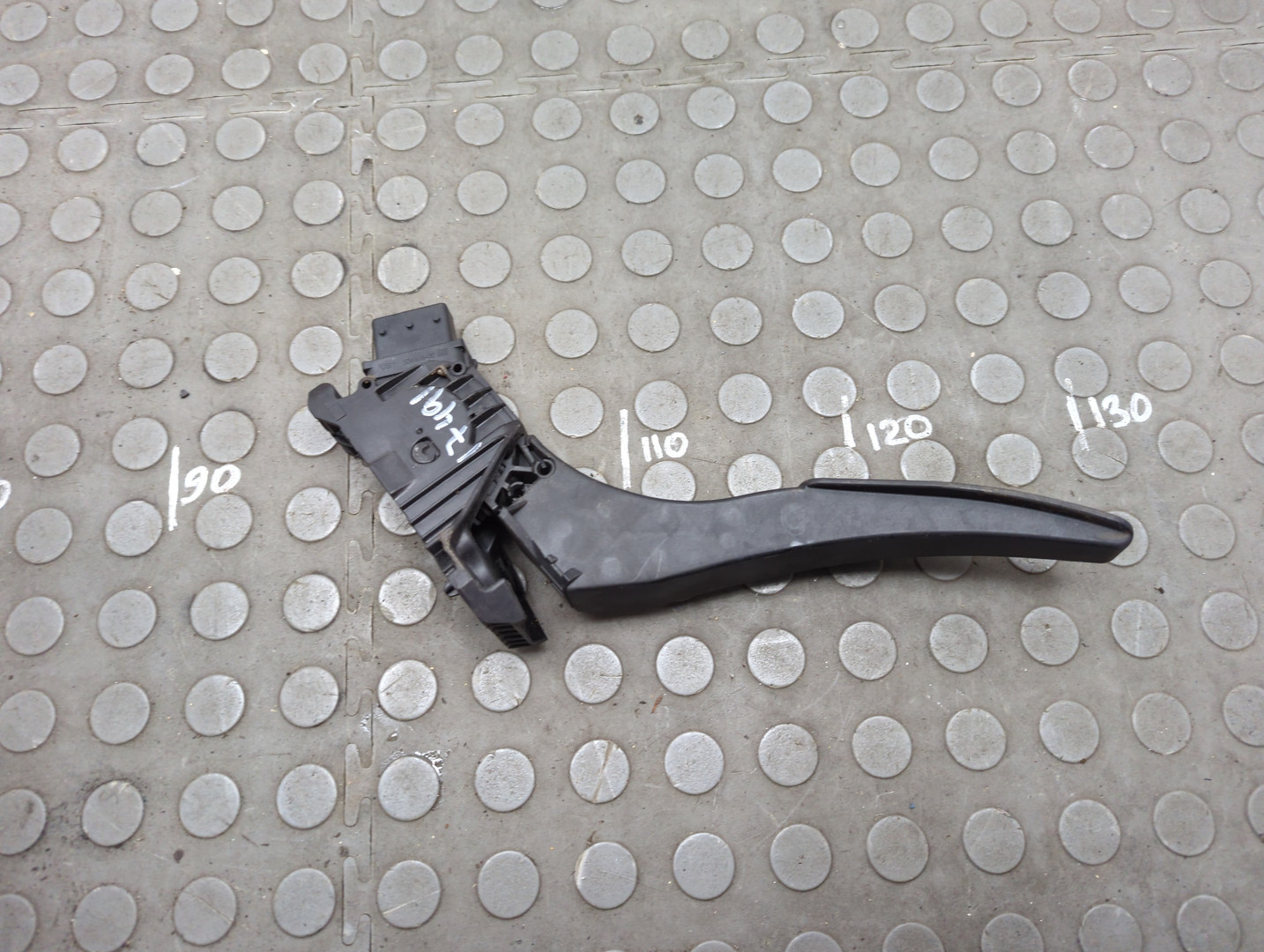 Педаль газа