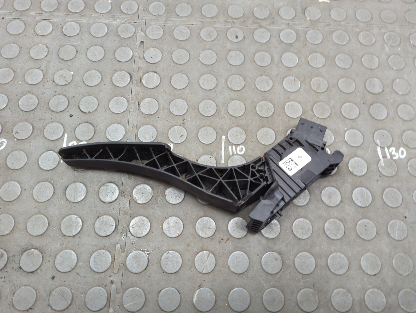 Педаль газа