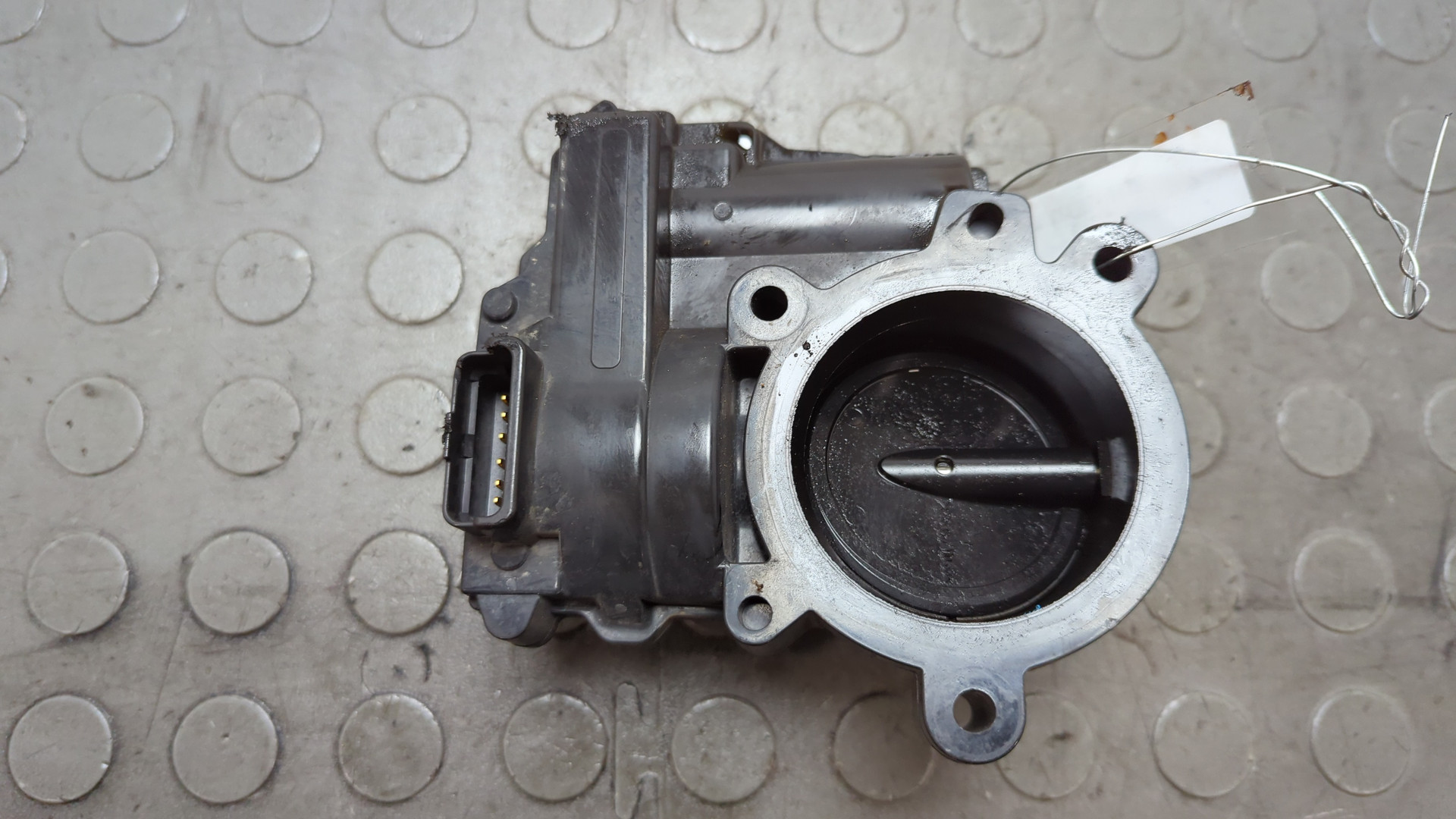 Заслонка дроссельная электрическая